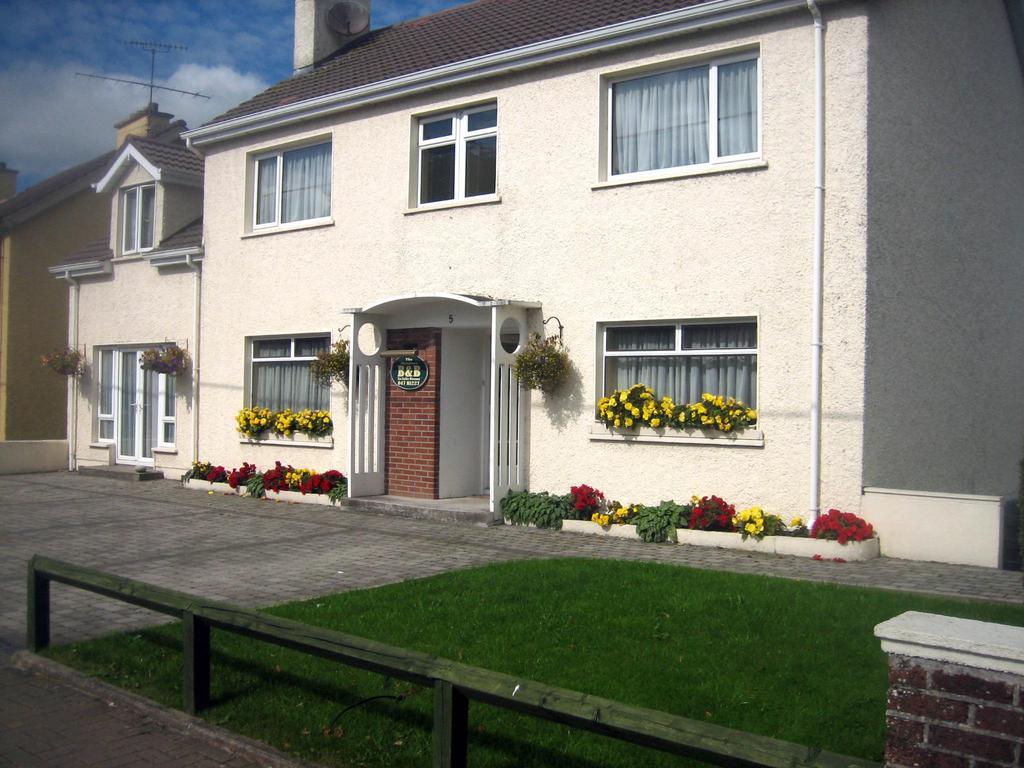 The Meadows Bed And Breakfast Monaghan Exterior photo